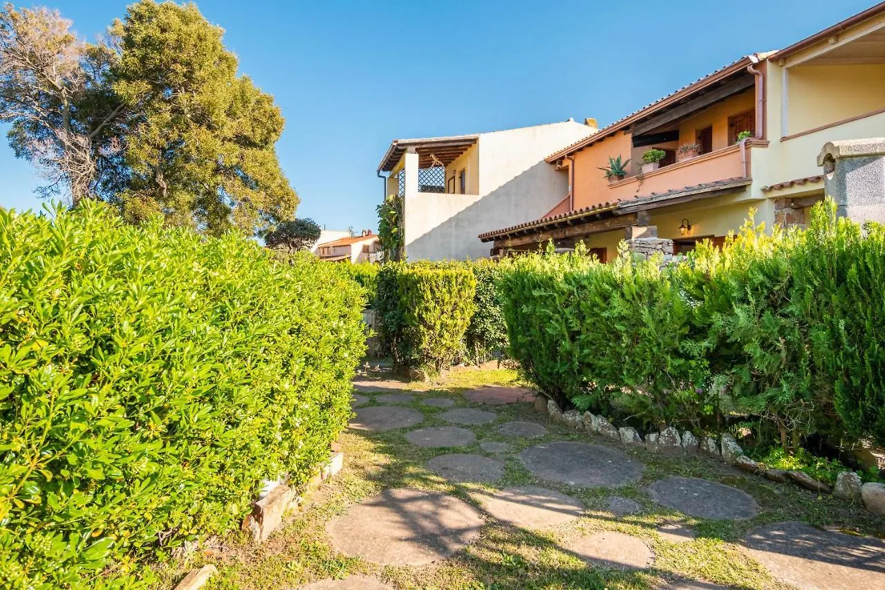 Holiday House Li Piri San Teodoro  Casa vacanze San Teodoro (Sardinia)