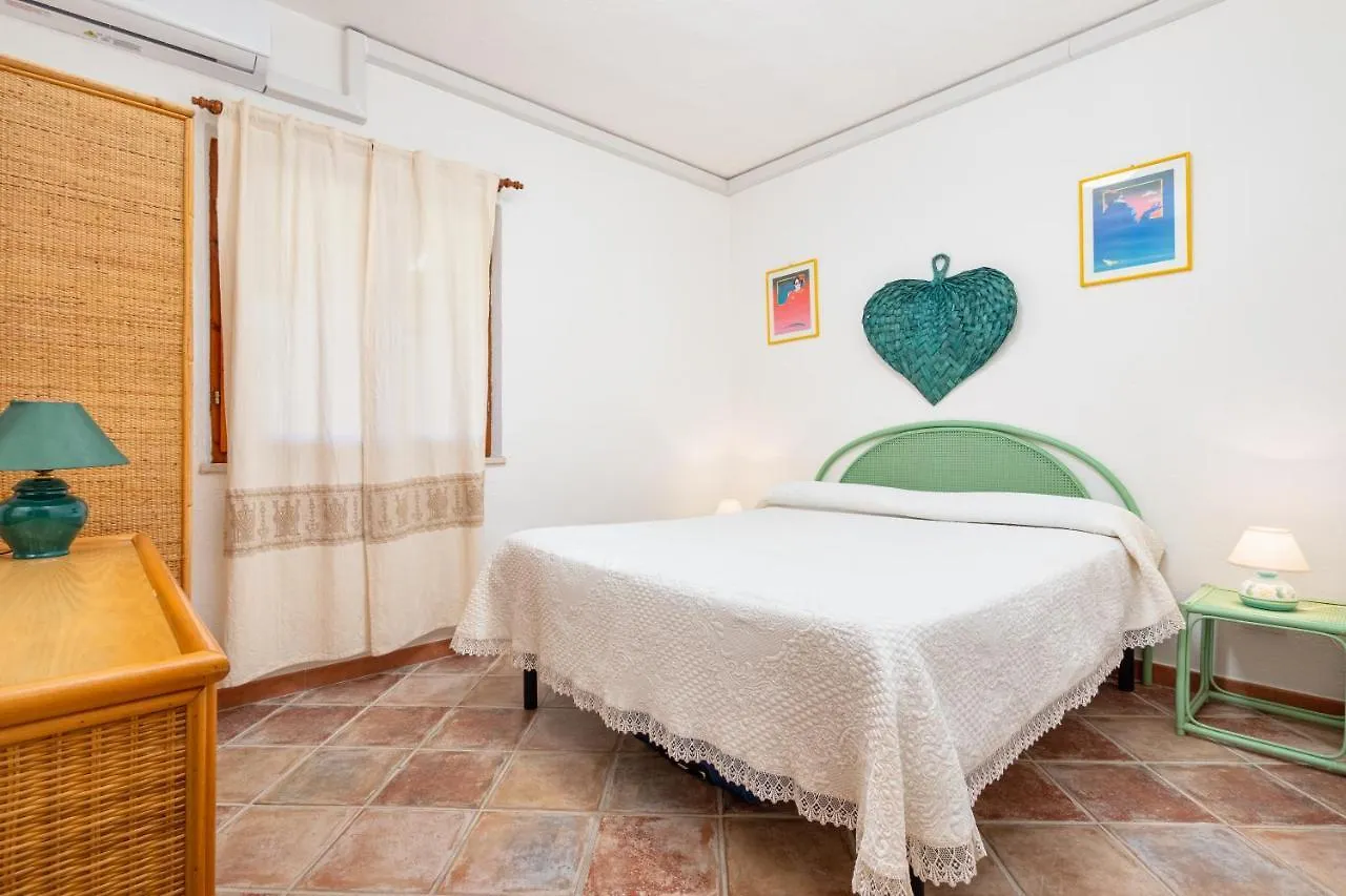 Holiday House Li Piri San Teodoro